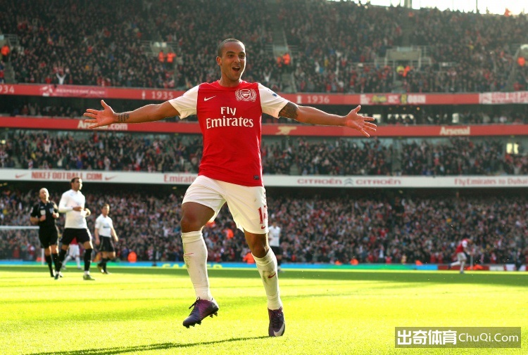 沃尔科特：阿森纳正在获得夺冠所需的运气 曼城